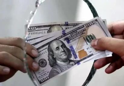 سقوط قیمت دلار در بازار آزاد (۳۰ تیر ۱۴۰۴)