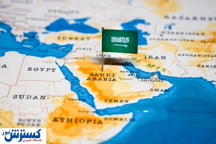 رقیب سنتی ایران در خلیج فارس پول پارو میکند