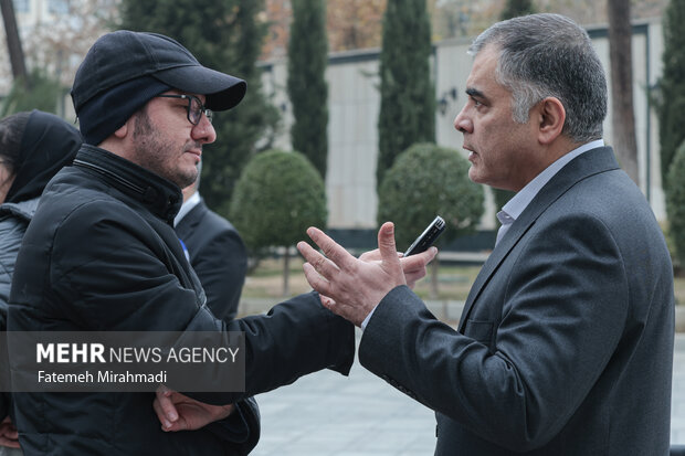 پاک نژاد: وزارت نفت در دفاع از منافع ملی ذرهای کوتاه نخواهد آمد پاک نژاد: وزارت نفت در دفاع از منافع ملی ذره ای کوتاه نخواهد آمد