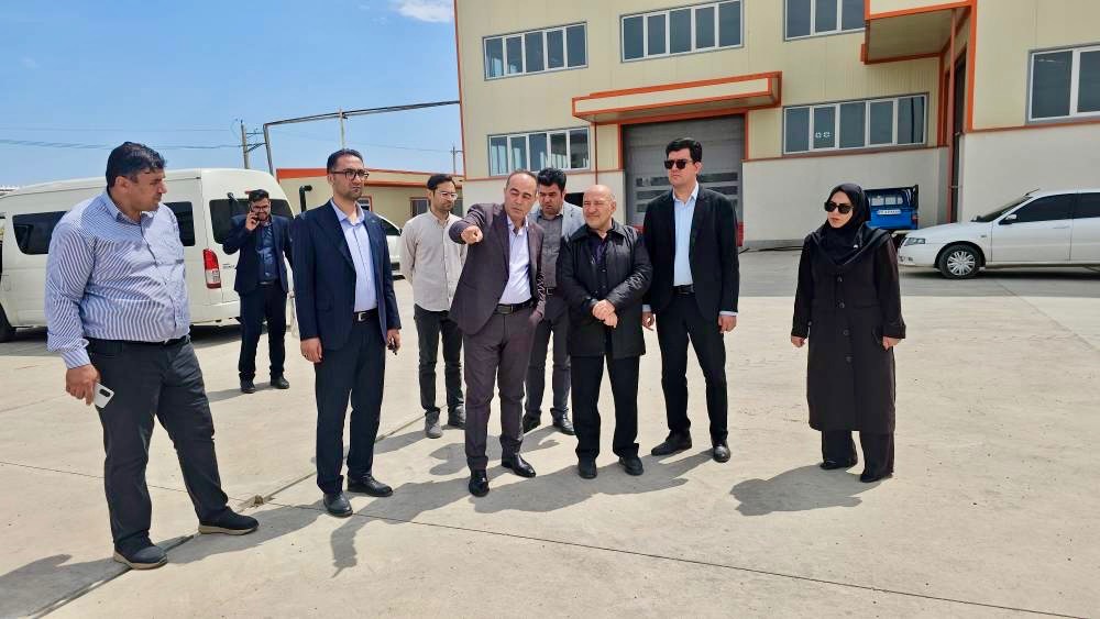 بازدید مدیرعامل سازمان منطقه آزاد ماکو از واحدهای تولیدی شوط و تبریز بازدید مدیرعامل سازمان منطقه آزاد ماکو از واحدهای تولیدی شوط و تبریز