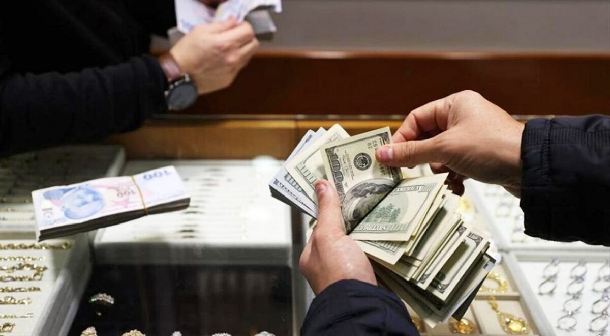 تغییر مهم در سیاست ارزی کشور / تخصیص ارز هدفمند شد تغییر مهم در سیاست ارزی کشور / تخصیص ارز هدفمند شد