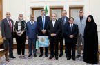 دیدار جمعی از سفرای کشورهای آمریکای لاتین مقیم تهران با عراقچی دیدار جمعی از سفرای کشورهای آمریکای لاتین مقیم تهران با عراقچی