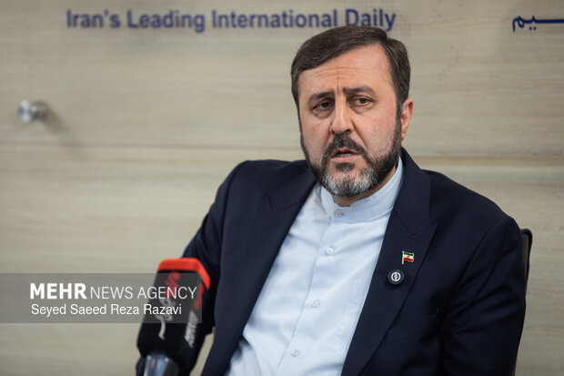 غریب آبادی: ایران، پیروز نبرد یکساله با متجاوزان است