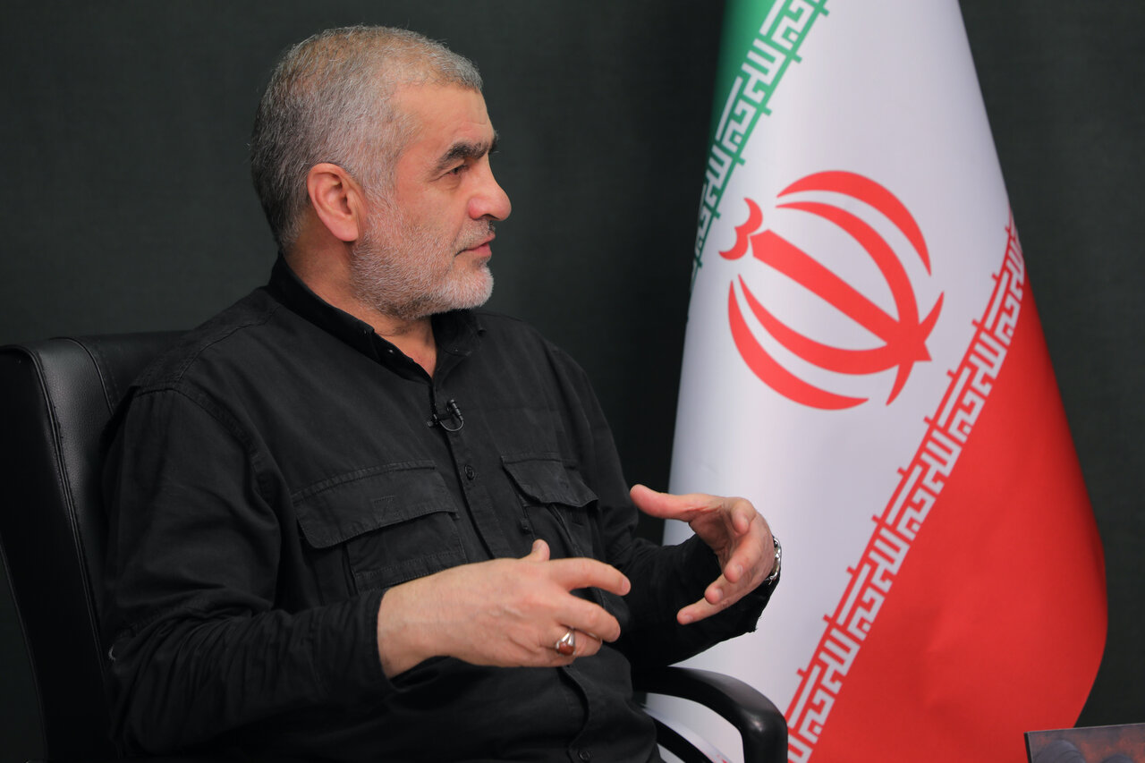 نیکزاد: به آمریکا اعتماد نداریم؛ درباره توان موشکی مذاکره نمیکنیم روایت نیکزاد از روزهای جنگ در بهارستان/"تنگه هرمز" یادآور ملی شدن صنعت نفت/مجلس هیچگاه تعطیل نبود