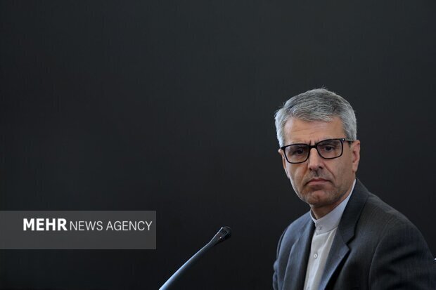 پاسخ بقائی به نخستوزیر آلبانی: برای شعور مردم خود احترام قائل باشید