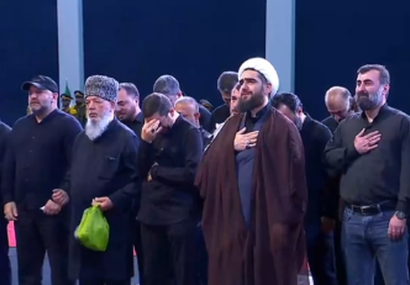 ادای احترام هیأت علمای روسیه به پیکر رهبر شهید انقلاب اسلامی ادای احترام هیأت علمای روسیه به پیکر رهبر شهید انقلاب اسلامی