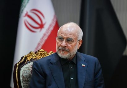 باید همواره آماده نبرد باشیم و برای حفظ امنیت خود تا پای جان بایستیم باید همواره آماده نبرد باشیم و برای حفظ امنیت خود تا پای جان بایستیم