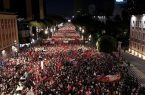 تظاهرات گسترده علیه جرد کوشنر / مردم آلبانی از خجالت داماد ترامپ درآمدند تظاهرات گسترده علیه جرد کوشنر / مردم آلبانی از خجالت داماد ترامپ درآمدند