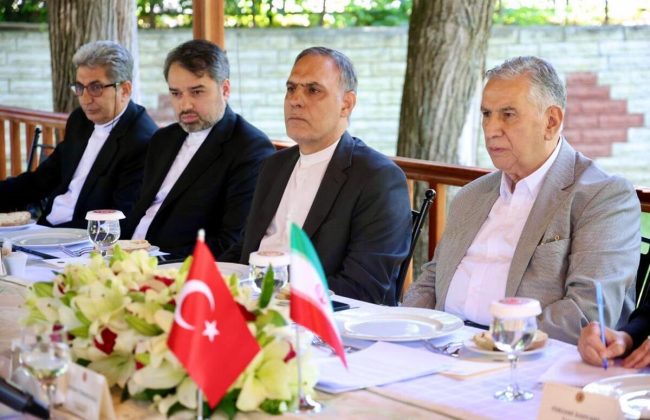 هدفگذاری تجارت ۵۰ میلیارد دلاری ایران و ترکیه در دستور کار دو کشور هدفگذاری تجارت ۵۰ میلیارد دلاری ایران و ترکیه در دستور کار دو کشور