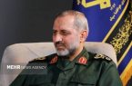 اهدای دستنوشته سردار موسوی به خانوادهای با ۱۱ شهید در جنگ رمضان اهدای دستنوشته سردار موسوی به خانوادهای با ۱۱ شهید در جنگ رمضان