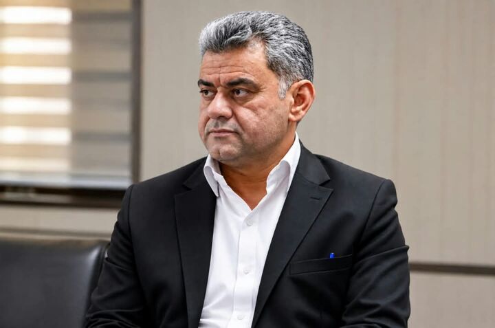 بلاتکلیفی نرخنامه تاکسی سرویسهای اهواز پس از گذشت ۶ ماه از سال