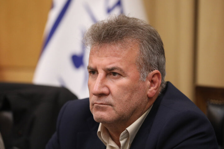 حاجیپور: مجلس با افزایش قیمت بنزین در شرایط فعلی مخالف است