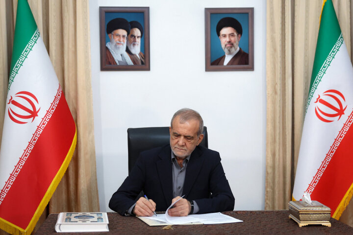 رئیسجمهور:دختران وزنهبردار ایران یک اولین ارزشمند ثبت کردند