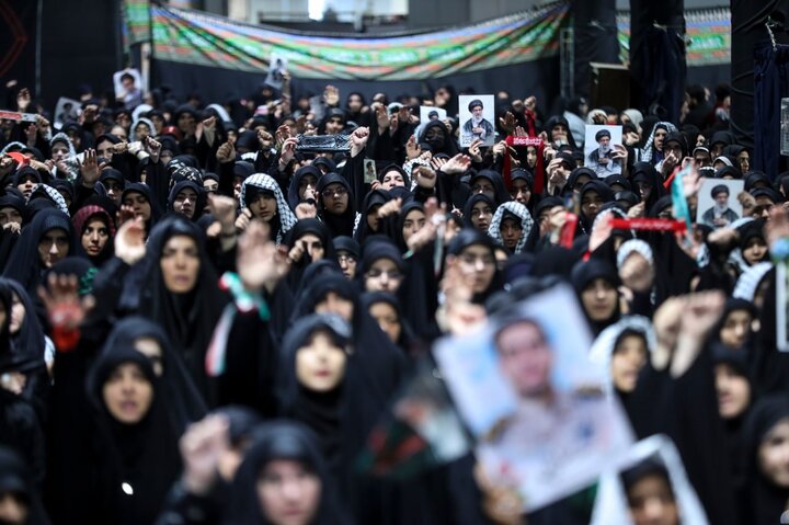 مراسم عزاداری اربعین هیأتهای دانشجویی در جوار محل شهادت رهبر انقلاب