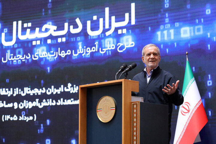 پزشکیان: علم بدون مهارت و ایمان، راهگشای حل مشکلات کشور نیست