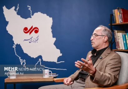 آشتیانی:دشمن باید بفهمد کت تن کیست؛آمریکا به دیوار سخت ایران خورده است آشتیانی:دشمن باید بفهمد کت تن کیست؛آمریکا به دیوار سخت ایران خورده است
