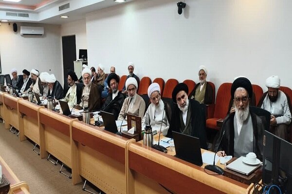 تنگه هرمز باید مصون از هرگونه مداخله فرامنطقهای باقی بماند