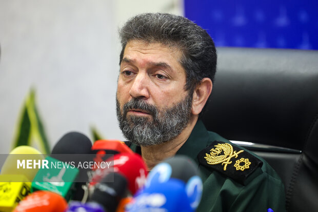ثبتنام ۵۰۰ هزار جانفدا در تهران؛ آمریکا به اهداف خود در جنگ نرسید