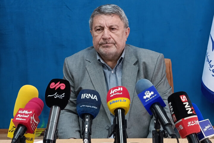 حضرتی: عبور از بحرانها با وجود رهبری ممکن شد