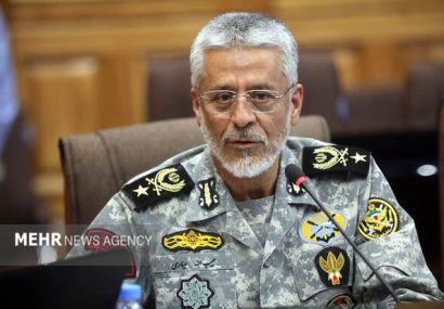 دریادار سیاری: توان بازدارندگی کشور افزایش یافته است دریادار سیاری: توان بازدارندگی کشور افزایش یافته است