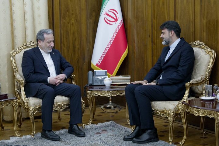 دیدار سرکنسول جدید ایران در بصره با عراقچی