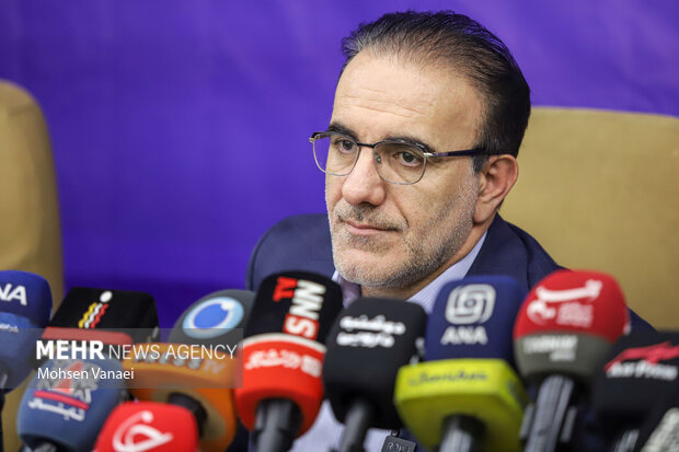 رئیسزاده: توزیع نامتوازن متخصصان چالش اصلی نظام سلامت است