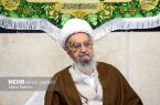 عارف با آیتالله مکارم شیرازی دیدار و گفتگو کرد عارف با آیتالله مکارم شیرازی دیدار و گفتگو کرد