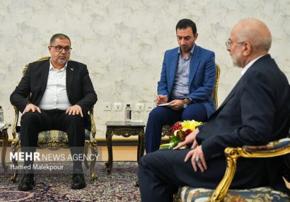 قالیباف: ایران و جبهه مقاومت در یک مسیر علیه استکبار هستند قالیباف: ایران و جبهه مقاومت در یک مسیر علیه استکبار هستند