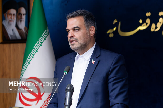 کاظمی: خسارت بیماران پروانهای از محل اموال توقیفشده آمریکا پرداخت شد