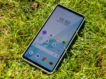 IP68 یعنی گوشی ضدآب است؟ / سونی توضیح میدهد