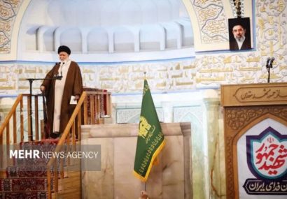 علم الهدی:دشمن درصدد انتقال جنگ به عرصههای اقتصادی و فرهنگی است علم الهدی:دشمن درصدد انتقال جنگ به عرصههای اقتصادی و فرهنگی است